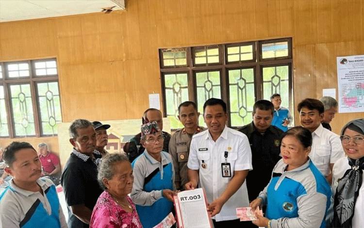 Kepala Disbun Kalteng Pastikan Pembagian SHU Sawit di Seruyan Adil