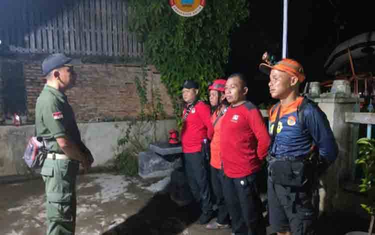 Rumah Warga di Sampit Terkepung Banjir, Muncul Seekor Buaya