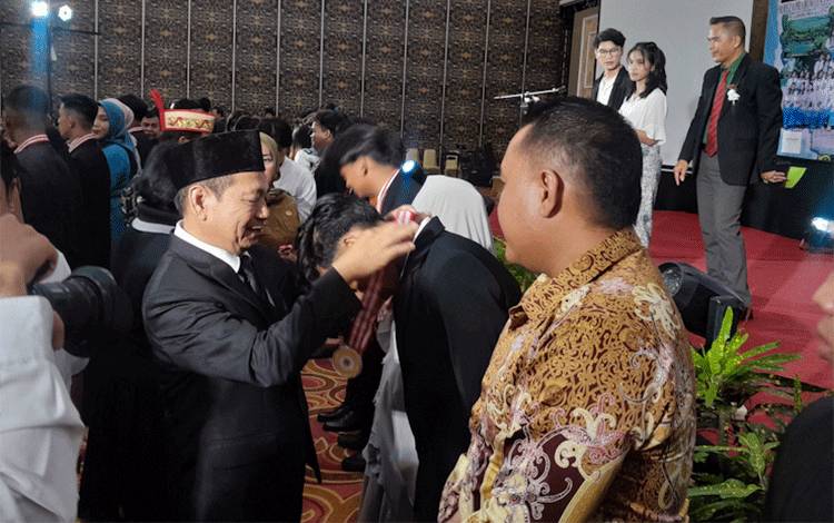 Plt Kadisdik Kalteng : Tingkatkan Kualitas Pendidikan dan Cetak SDM Berprestasi