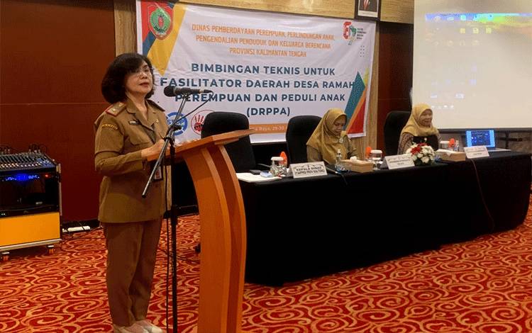 Dinas P3APPKB Kalteng Perkuat Kapasitas Fasilitator Daerah DRPPA