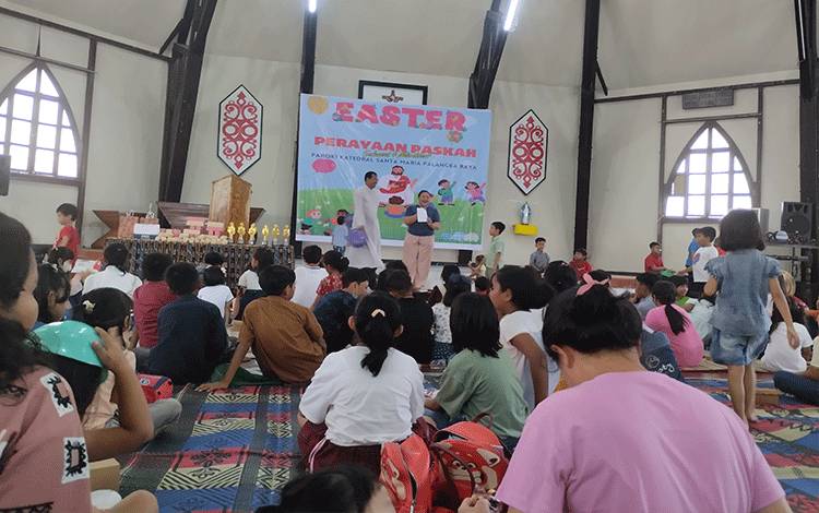 Anak-Anak Sekolah Minggu Katedral Santa Maria Rayakan Paskah Bersama