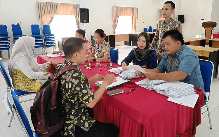 Ratusan PPPK di Barito Timur Ambil Surat Perjanjian Kerja?