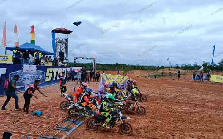 Kejurnas Grasstrack di Gunung Mas Ajang Mencari Bibit Atlet Berprestasi