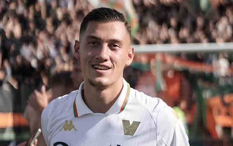 Jay Idzes Bawa Venezia Dekati Tiket Promosi Otomatis ke Serie A