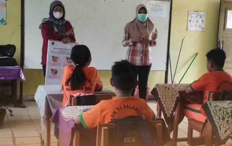 Puskesmas Bukit Hindu Gelar Sikat Gigi Massal di SD Negeri 11 Palangka