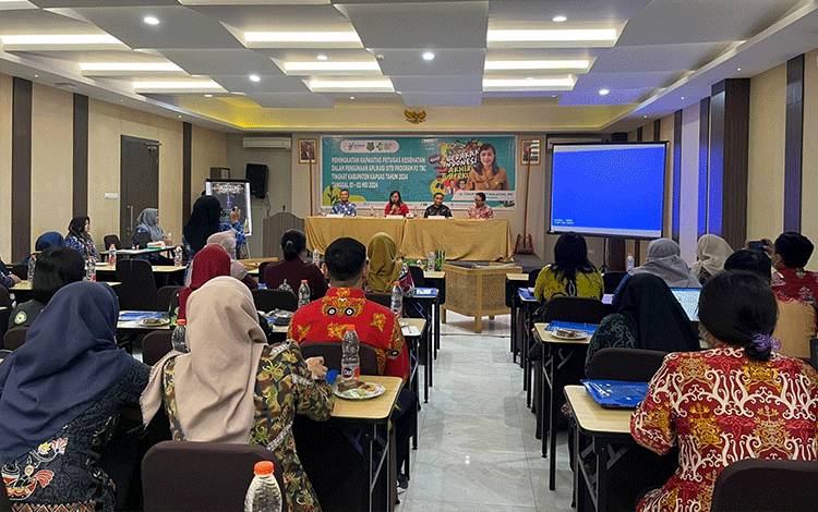 Dinkes Kapuas Tingkatkan Kapasitas Petugas Kesehatan Gunakan Aplikasi SITB
