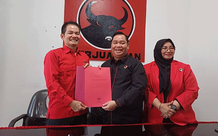 Pasangan Harati Kembali Bersama dan Daftar Bakal Calon Bupati dan Wabup Kotim ke PDIP