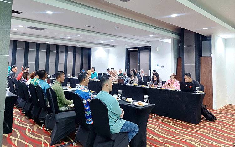 OJK Kalteng Gelar Coaching Clinic TPAKD
