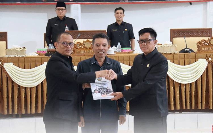 Pj Sekda Seruyan Sampaikan LKPJ Kepala Daerah Tahun 2023