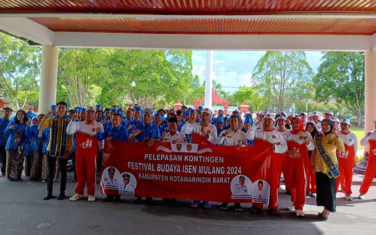Pemkab Kobar Berangkatkan 173 Kontingen Ikuti Festival Budaya Isen Mulang di Palangka Raya