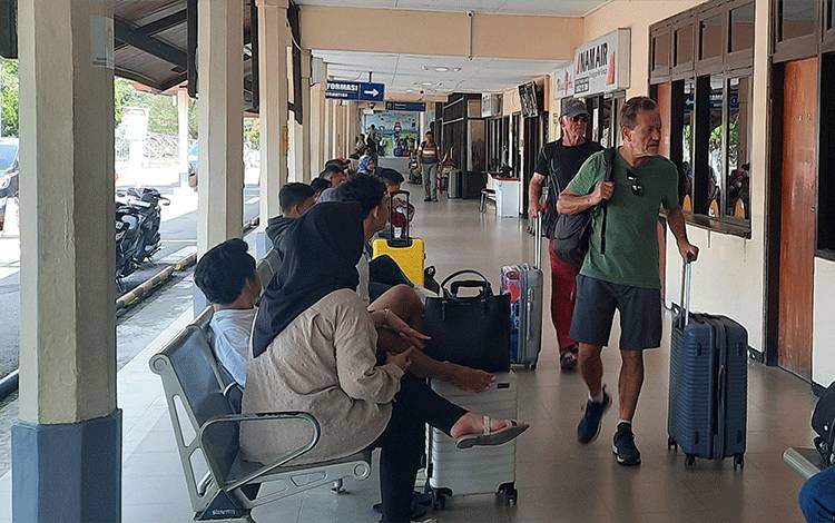 Dewan Kobar Minta Otoritas Evaluasi Maskapai Nam Air