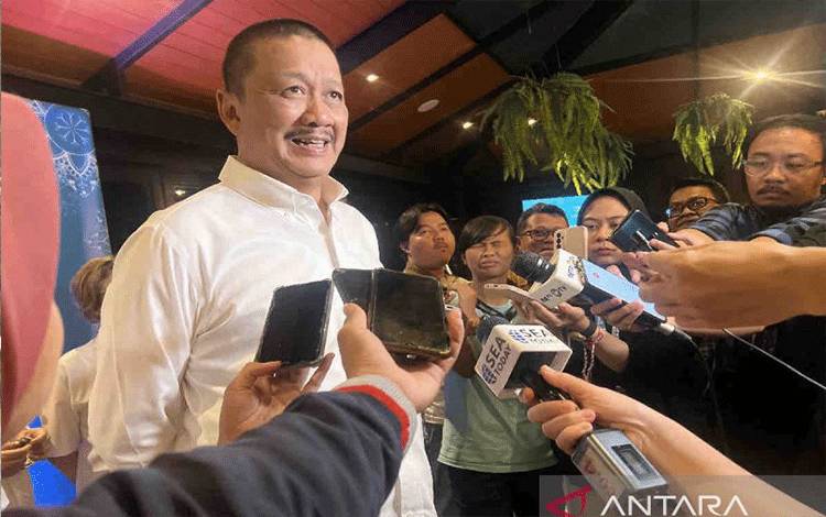 Muncul Percikan Api di Mesin, Jemaah Calon Haji Kloter 5 Diterbangkan dengan Pesawat Pengganti