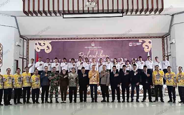 KPU Gunung Mas Lantik 60 PPK pada Pillada 2024