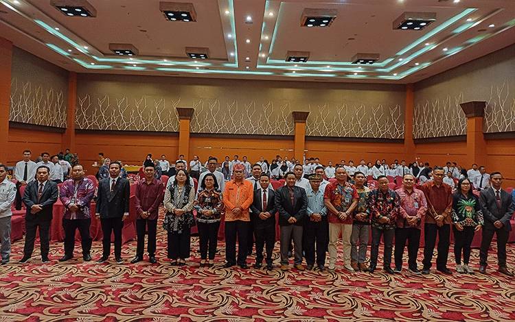 Ketua KPU Kotim Minta PPK Segera Jalankan Tugas Setelah Dilantik