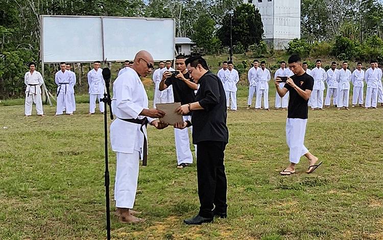 Ariantho S Muler Resmikan Pembukaan Ranting INKAI Mako Brimob Lenggang