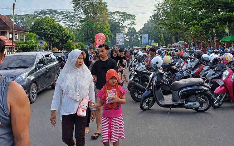 Masyarakat Berharap Pemkab Kotim Kembali Aktifkan CFD di Taman Kota Sampit?