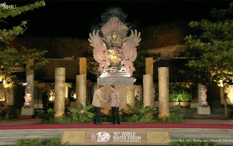 Jokowi Sambut Tamu Undangan Jamuan Santap Malam di GWK Bali