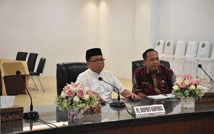 Pj Bupati Kapuas Ikuti Rakor Netralitas ASN Secara Virtual