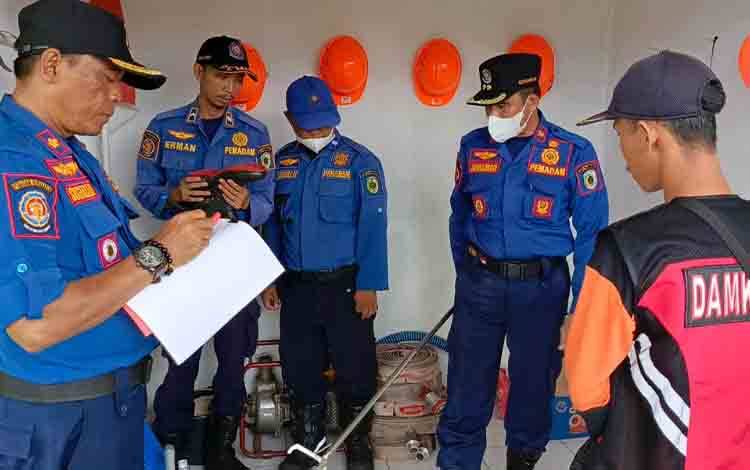 Diskarmat Palangka Raya Verifikasi dan Evaluasi Organisasi Relawan Pemadam Kebakaran