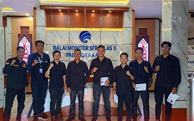 PIKP Humas Pemda Mura Ikuti Ujian Negara Amatir Radio