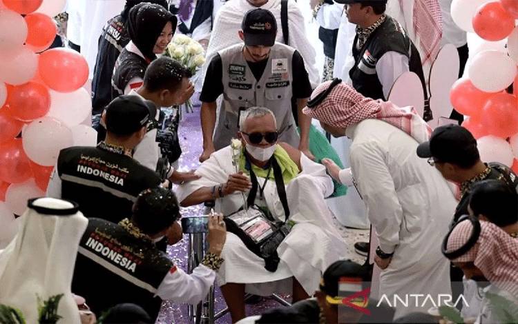 8.902 Jamaah Haji Laksanakan Umrah Wajib pada Kamis