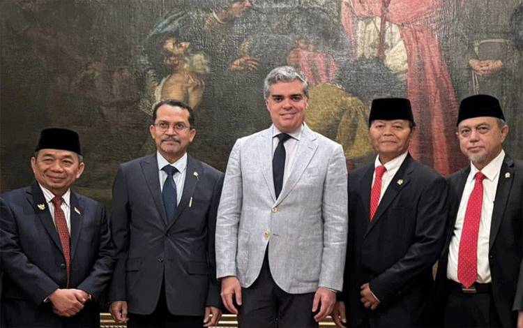 MPR Kunjungi Parlemen Spanyol Bicarakan Upaya Kemerdekaan Palestina