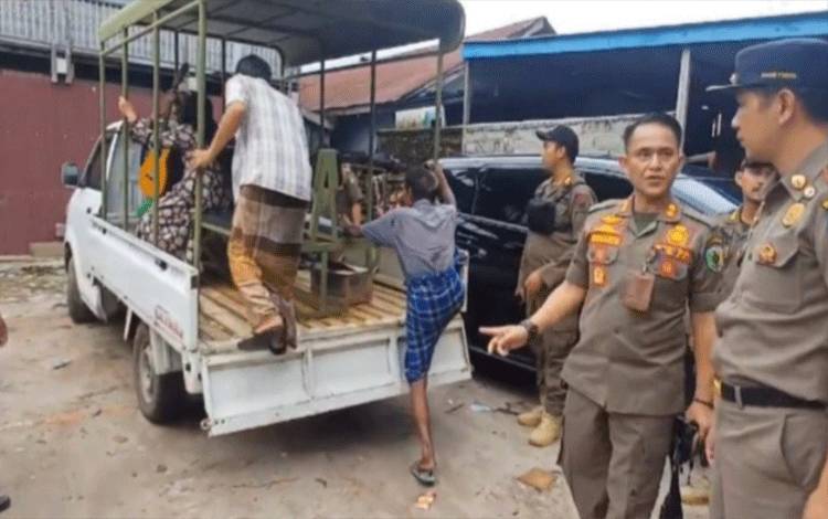 Beri Uang ke Pengemis di Palangka Raya Akan Didenda Rp 100 Ribu