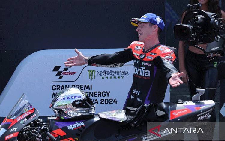 Espargaro Senang Akhirnya Bagnaia Membuat Kesalahan di Lap Terakhir