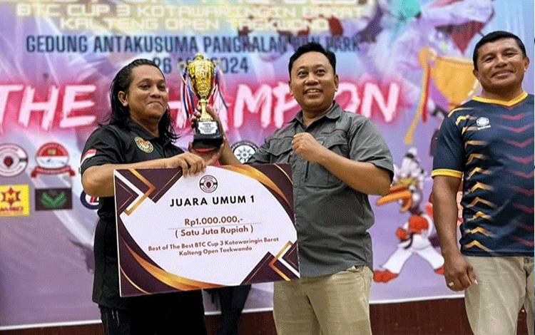 Taekwondo Kabupaten Lamandau Juara Umum Event Best of The Best BTC Cup III Kalteng Open