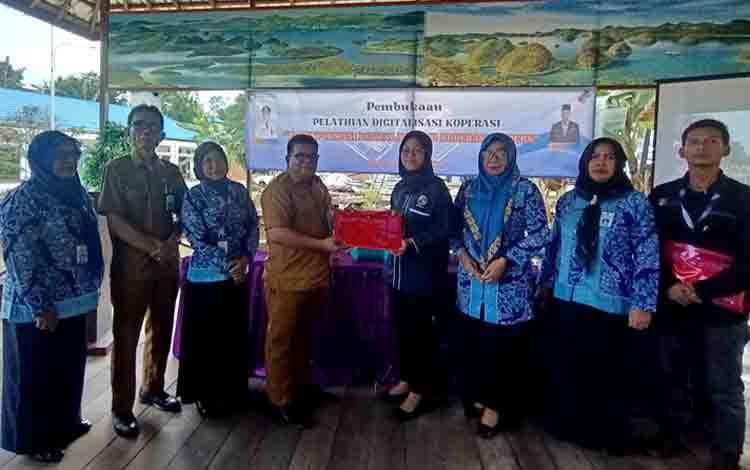 Disnakertranskop UKM Gelar Pelatihan Transformasi Digital Koperasi menuju Koperasi Modern