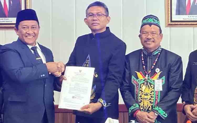 Akhmad Husain Isi Jabatan Plh Staf Ahli Pemerintahan Hupol Kalteng