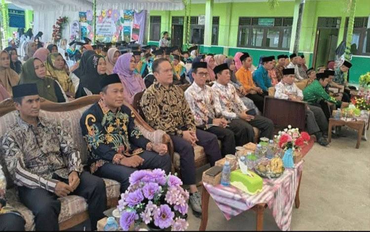 Anggota Komisi B DPRD Palangka Raya Minta Pemerintah Prioritaskan Infrastruktur Pendidikan