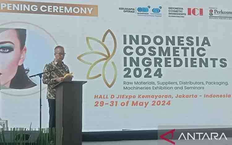 Menperin Ajak Industri Kosmetik Manfaatkan Potensi Bahan Natural