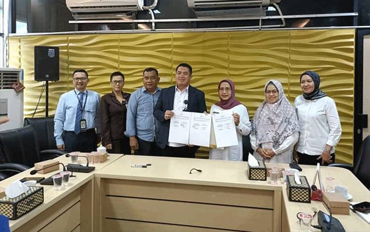 Dinas TPHP Gandeng Bank Kalteng Salurkan Program Tani Berkah