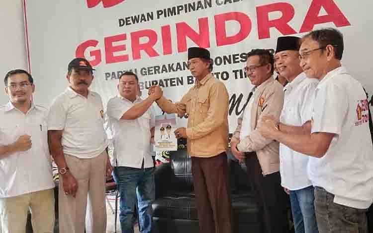 Bias Layar Kembali Daftar sebagai Bacalon Bupati Barito Timur melalui Gerindra