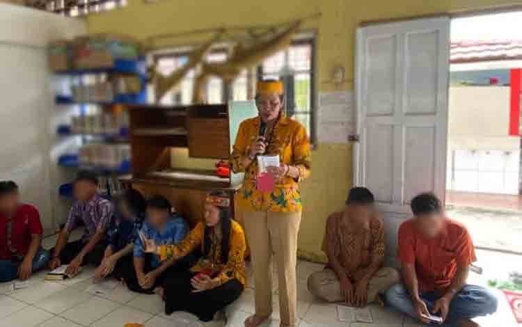 Kemenag Kotim Berikan Pembinaan Keagamaan Bagi Warga Binaan Lapas Sampit yang Beragama Hindu