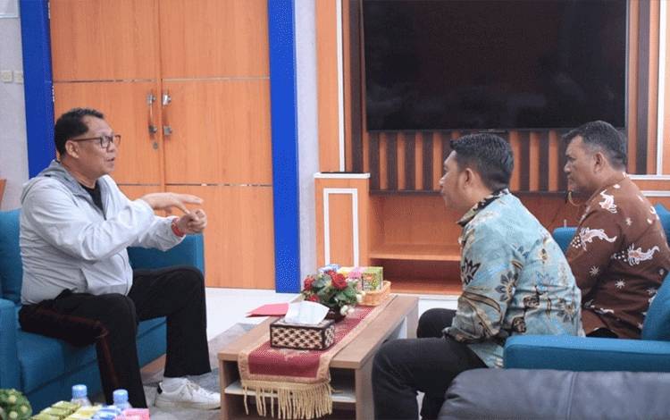 Perkuat Sinergi BPBAT Mandiangin Kunjungi Dislutkan Kalteng