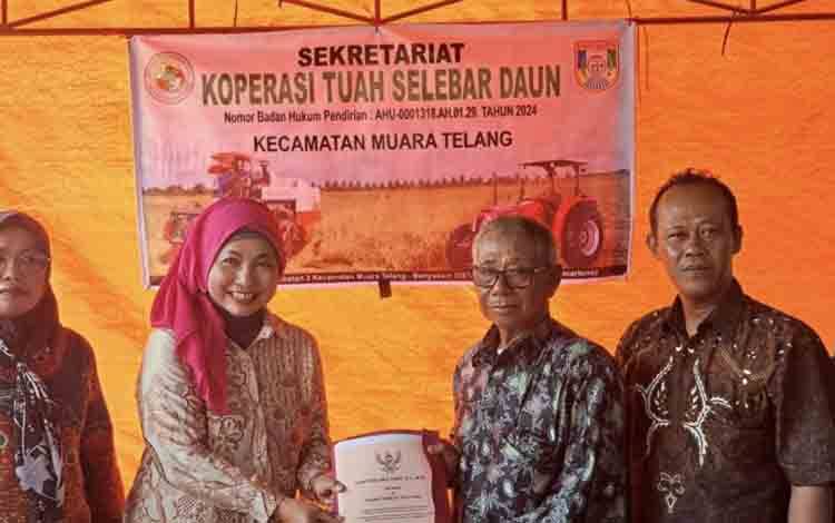 Kementan Perbanyak Koperasi Tani Tarik Minat Petani Muda