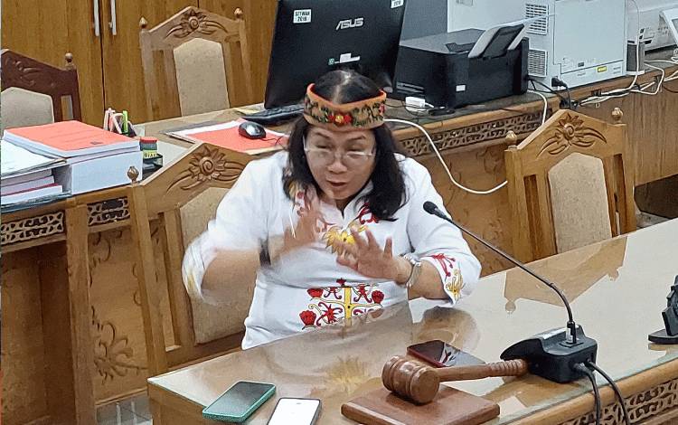 Prioritaskan Kesejahteraan Masyarakat Dibanding Membangun Proyek Megah