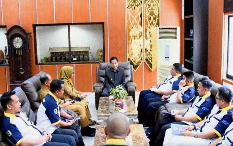 Terima Kunjungan Pengurus KONI Barito Utara, Ini Kata Pj Bupati