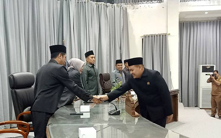 Fraksi PPP Sampaikan 3 Catatan terhadap Raperda Pengelolaan Persampahan