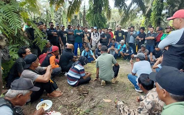 Warga Desa Selunuk Tuntut Realisasi Plasma dari PT Binasawit Abadi Pratama