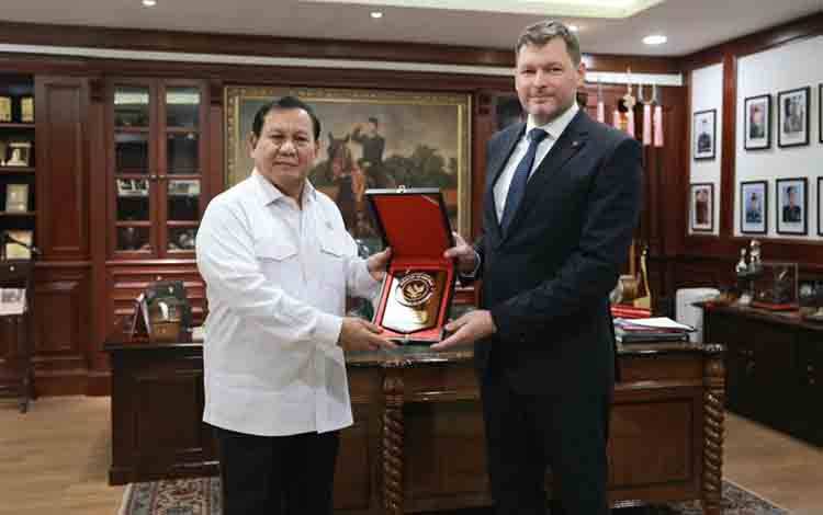 Prabowo Bahas Kerja Sama Bidang Industri Pertahanan dengan Slovakia
