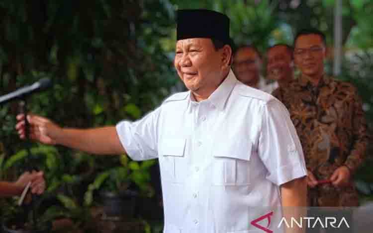 Prabowo Sambut Usulan Khofifah Tampung 1.000 Korban Gaza di Pesantren