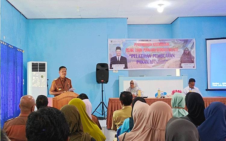 Pj Bupati Seruyan Ingin Pengolahan Pakan Ikan Mandiri Menekan Biaya Produksi