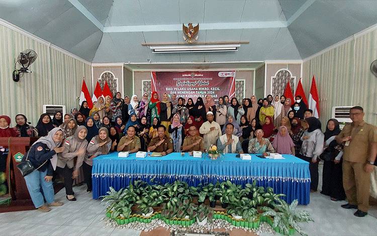 Dukung Wajib Sertifikasi Halal Bagi Pelaku UMKM, Dinas Koperasi dan UKM Kalteng Sosialisasi di Kapuas