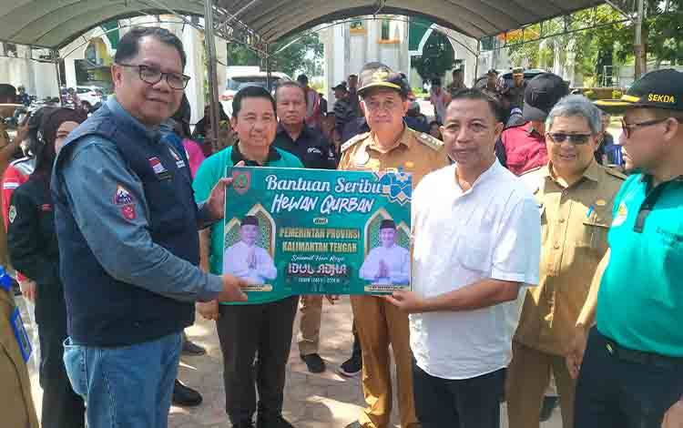 Pasar Murah dan Sapi Kurban dari Pemprov Diharapkan Bermanfaat bagi Masyarakat Sukamara?