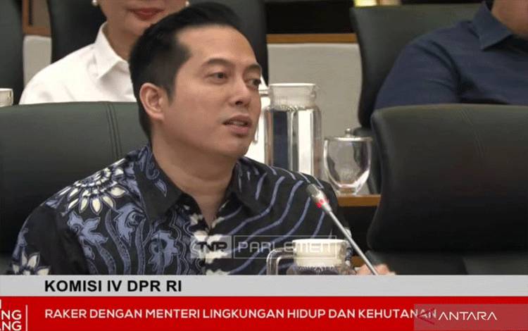 DPR Minta KLHK Lakukan Riset Soal Air Sungai Tercemar Akibat Tambang