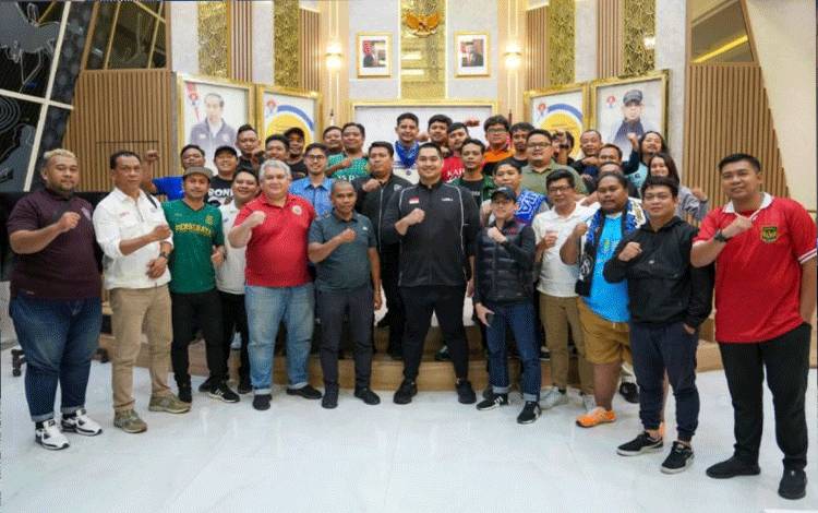 Menpora Ingin Suporter Aktif Bangun Ekosistem Sepak Bola Nasional