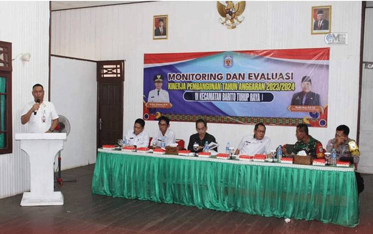 Rakor Monev Kinerja Pembangunan, Camat Batura: Desa Terkendala Jalan, Listrik hingga Internet